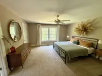 Whole home on 5 acres. Minutes from vineyards, SNP, and CHO airport. 30 min UVA