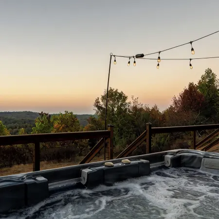 Secluded Mountain Getaway - 1 Cozy Tiny Home with SPECTACULAR views