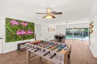 7 mins to beach! Pool+Sauna+Outdoor games