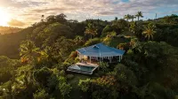 KOKO Savusavu, Fiji Honeymoon Villa Amazing 270° Panoramic View Infinity Pool