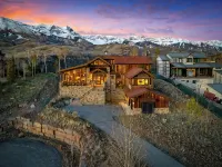 Telluride Ridge / Hot Tub, Fire Pit & Mountain Views - Wifi