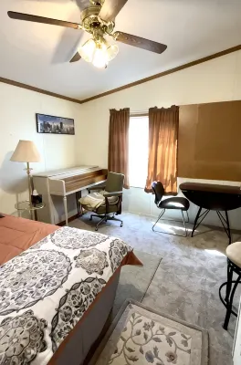 SkyGazers Delight. One of the Safest areas in Bloomington. Super easy access!! - 4-Star