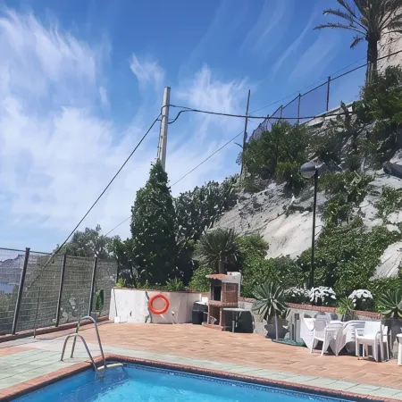 NUEVA Increíble casa con vistas al mar y piscina