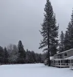 Plumas Pines Golf Resort. Updated Condo on the 4th Fairway. EV Charger on Site.