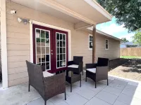 Comfy 3Bed/2Bath. EZ Access to Santa's Wonderland
