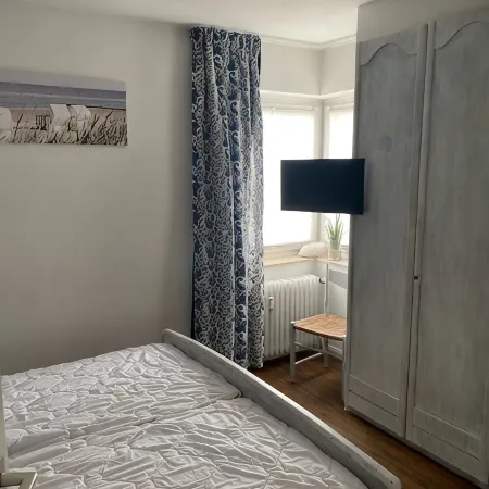 Family friendly apartment with 2 bedrooms, terrace and swimming pool