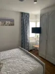 Family friendly apartment with 2 bedrooms, terrace and swimming pool - مسبح