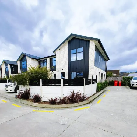 Modern & New • 3 Beds • 6 Guests