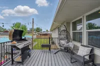1 min from Lindon Temple- Hot tub, Sleeps 16, Xbox, Poker, 6 Bed