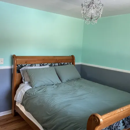 No Cleaning Fees for 2025!! Close to Beach!! Pet-Friendly!