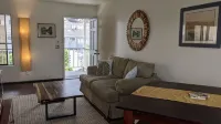 PEEK BAY/OCEAN VIEWS! WALK TO ALL!-500 sq.ft. King bed, full bath, Dog Friendly!