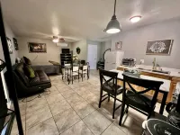 Premium Studio A w/private yard - 3 tähden