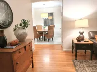Charming Top Floor Home Close to I-80, UNL, & Downtown - Homestay