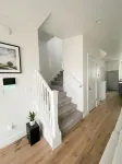 Luxury Downtown Spacious 3 bedroom New Townhome