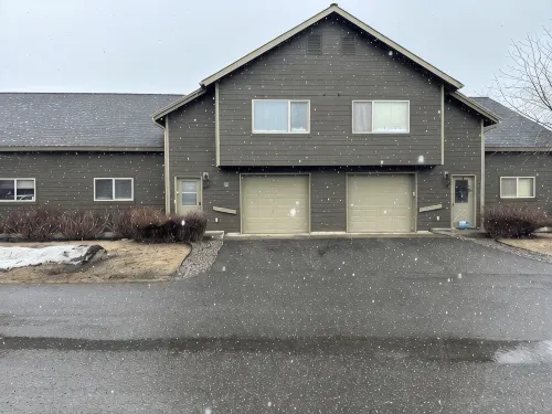Chalet w garage