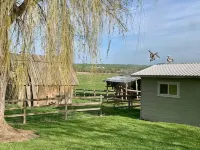 Country Cottage with woodfired sauna - 民泊