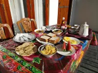 Amado Homestay (Family room) - Desayuno