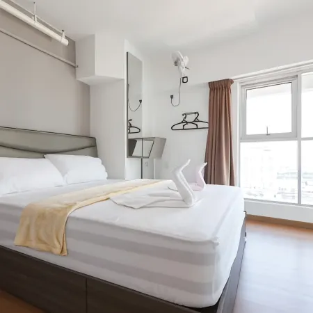 3-Bed Exec Suite RumahKu Airport Penang