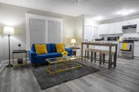 Modern 1 bedroom 1 bath apartment