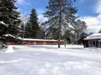 Main House at the Lorca, Indian Lake, Adirondacks - Homestays