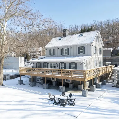 Spacious Historic Home with Hot Tub, Sauna, Grill