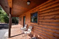 Beautiful secluded cottage with gated privacy. - Alppimaja