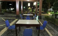 Hotel Queen Star - 2-Star