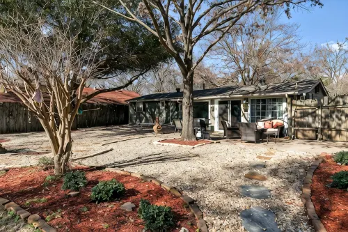 Remodeled Lake Texoma Beach Themed House Walking Distance to Neighborhood Beach - واي فاي