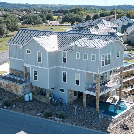 Shenanigans New Large  home steps from the water. Heated Pool hot tub boat slip