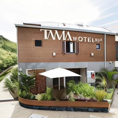 Tama Hotel Hotels near Aquarium of Reunion