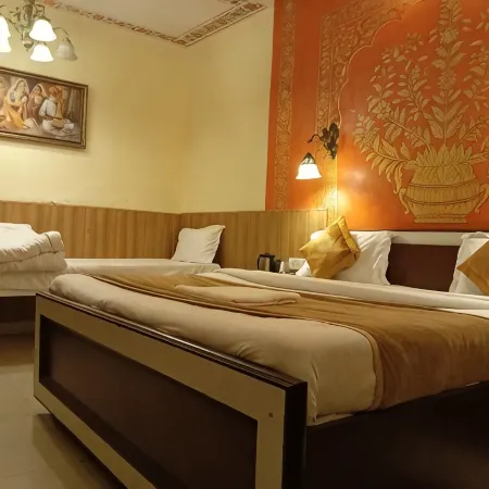 Joey's Hostel