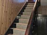 Charming 2 bedroom apartment in Calumet's Historic district! Hotels in Calumet