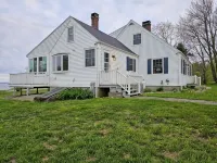 4 Bedroom Cape on beautiful Penobscot Bay.  Close to many popular coastal towns. - 2 estrellas