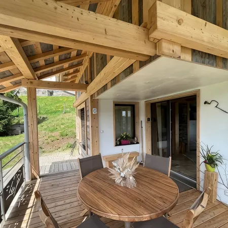 Character cottage close to hiking trails