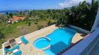 Large 6 bedroom, Luxury Villa with Pool, Ocean View, Fully Staffed, Near Beach! - Villas