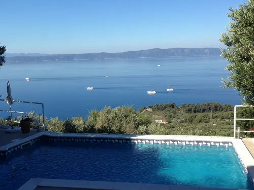 Villa in Podgora, 2 app. quiet super sea and island view. Private pool, WiFi
