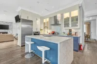 Vancouver West Cozy Retreat by Host Launch