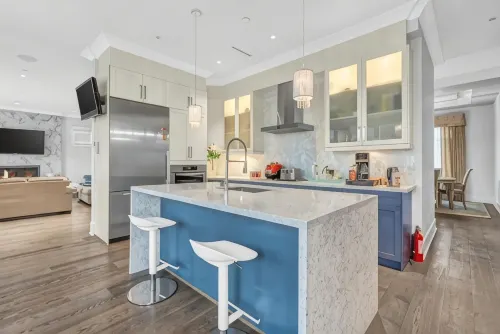 Vancouver West Cozy Retreat by Host Launch - 2-Star