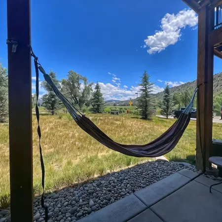 Modern Townhome in Downtown Eagle, CO - Vail Valley Ξενοδοχεία στην πόλη Eagle