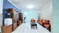 Homestay Syariah Monjali Dekat Tugu Jogja by Simply Homy