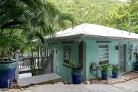 Villa de Paz, STJ 4 BR/2.5B, 2-8 guests Pool Private Renovated AC backup power - Villa