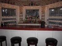 Brookview Manor Inn