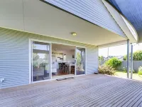 Do Drop Inn - Port Willunga - C21 SouthCoast Holidays - parking