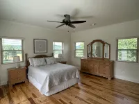 Summit House - 360° Ozark Views on 17 Private Acres Near Buffalo River