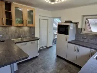Haus am Wald Ruhig Gelegene Ferienwohnung mit Großem Garten Hotele w: Tabarz