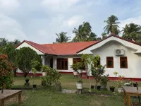 Little Garden Villa - 2-Star