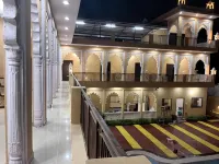 L S Haveli - A Heritage Lake View Haveli