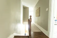 Saint Mary's Place. Historic Townhouse. Great Downtown Location. - พร้อมระเบียง