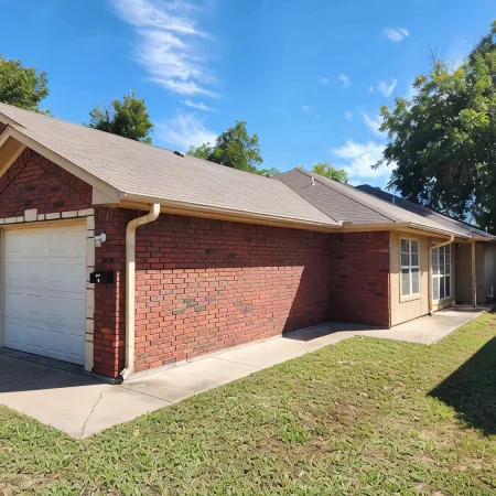 Cozy Retreat - Family & Pet Friendly Near Ft. Sill