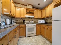 The Deer Cabin at the Riviera Resort in Neillsville, Wisconsin! Hotels in Dewhurst